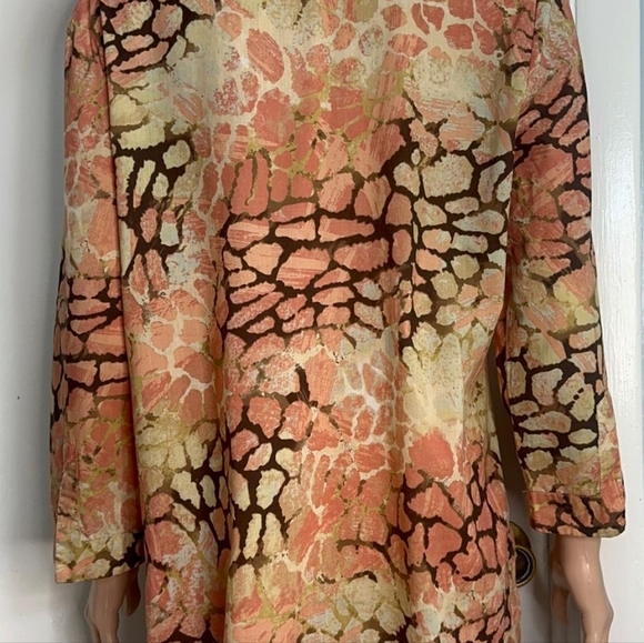 Charter Club Women's Blouse with Long Sleeve Stamped with Design on the front L. - Picture 2 of 9